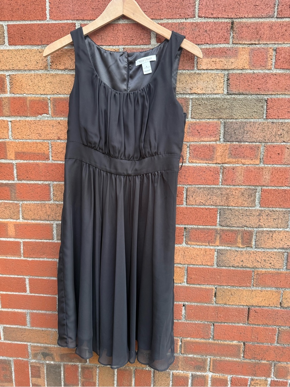 White House Black Market Black Chiffon Sleeveless Dress Size 4 Fit & Flare